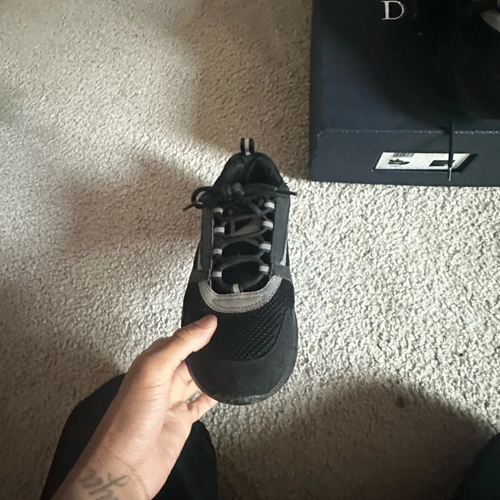 Nike Men's Black and Gray Sneakers - Picture 5 of 9